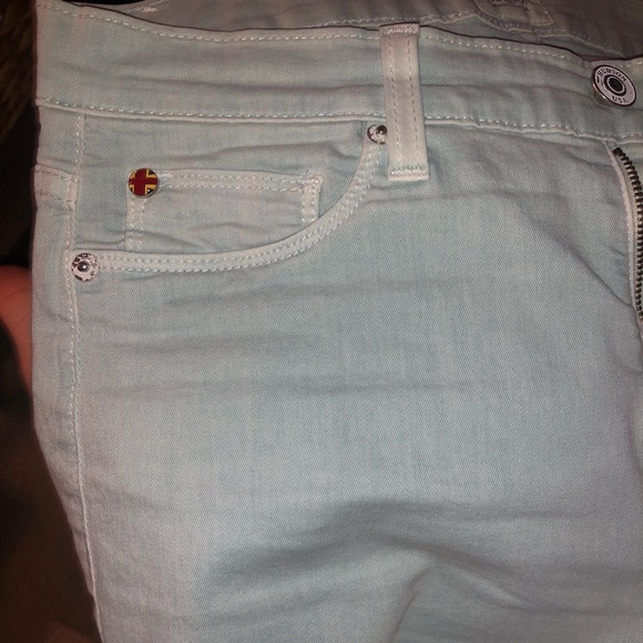 Hudson Nico Skinny Jeans - Picture 2 of 7